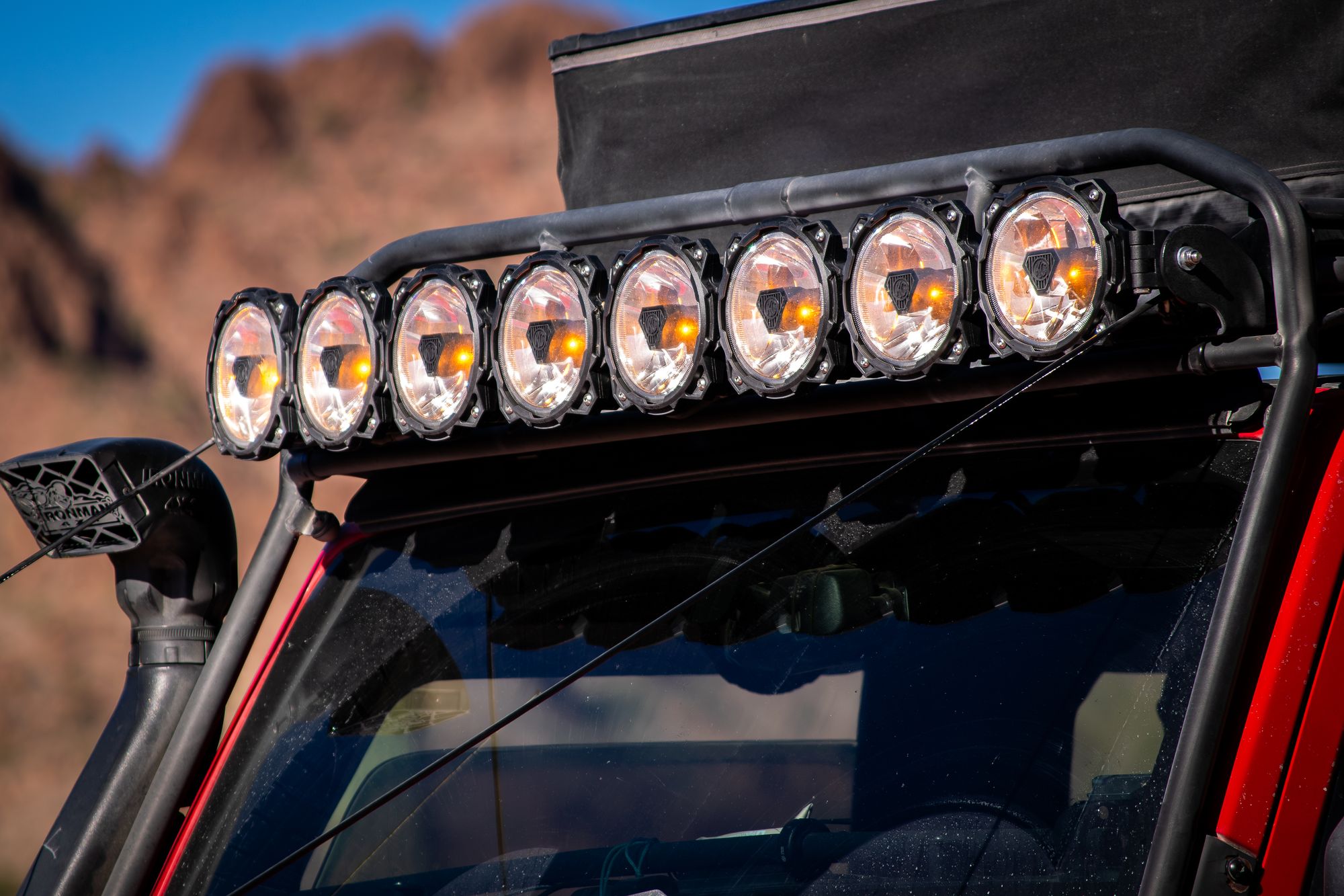 KC Gravity Titan light bar detail