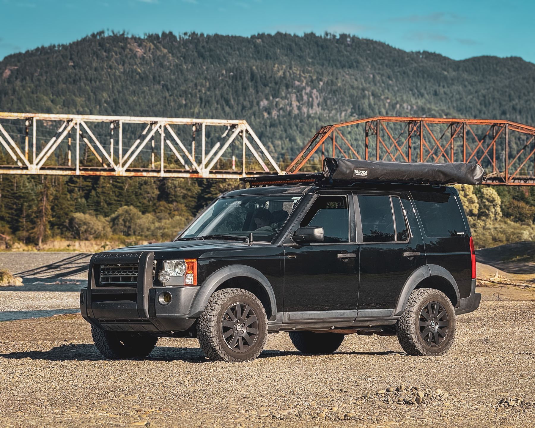 Landy by the river